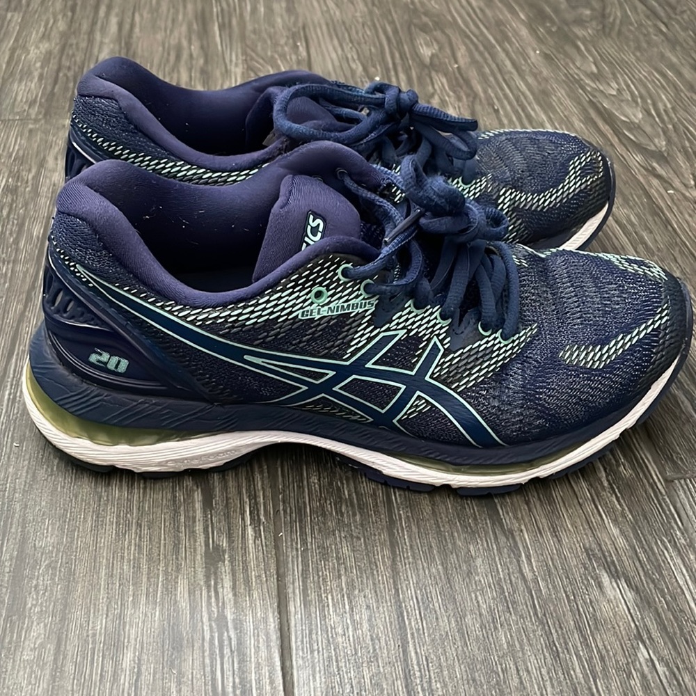 ASICS gel nimbus 20 size 6.5